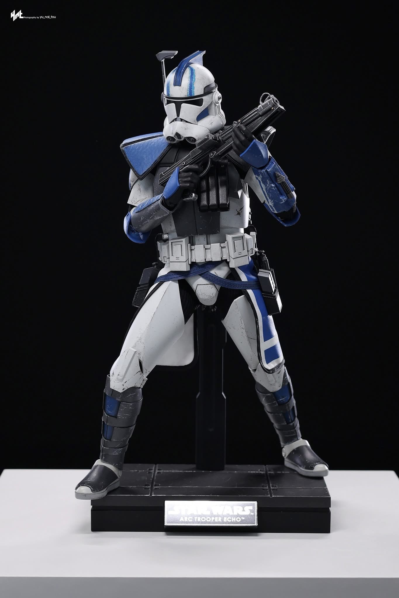 Hot Toys TMS133 Star Wars: The Clone Wars - 1/6th scale Arc Trooper Echo Collectible Figure