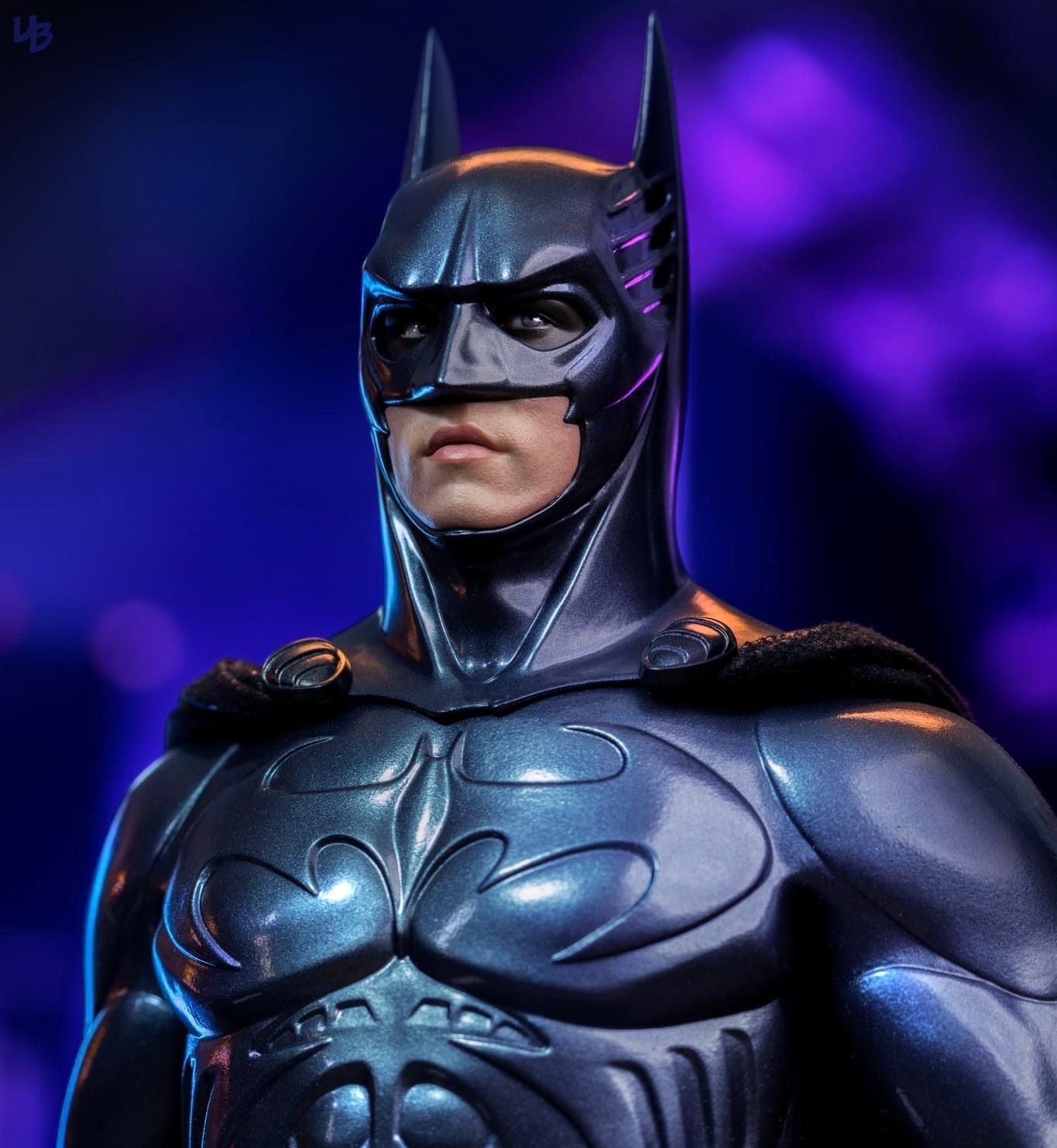 Hot Toys MMS593 Batman Forever - 1/6th scale Batman (Sonar Suit) Collectible Figure