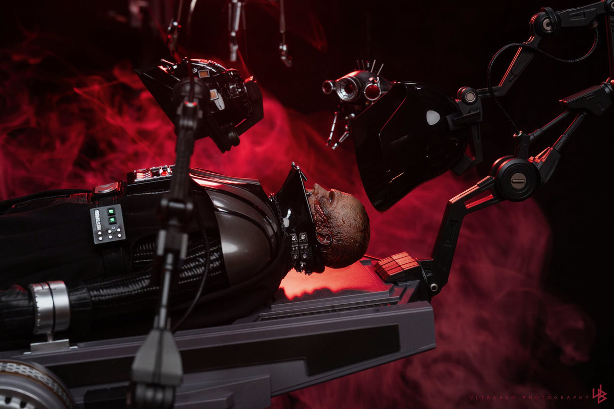 Hot Toys MMS811B Star Wars: Revenge of the Sith - 1/6th scale Darth Vader Collectible Figure (Deluxe Version) (Special Edition)