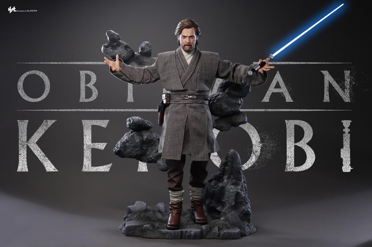 Hot Toys DX26B Star Wars: Obi-Wan Kenobi – 1/6th scale Obi-Wan Kenobi collectible figure (Special Edition)
