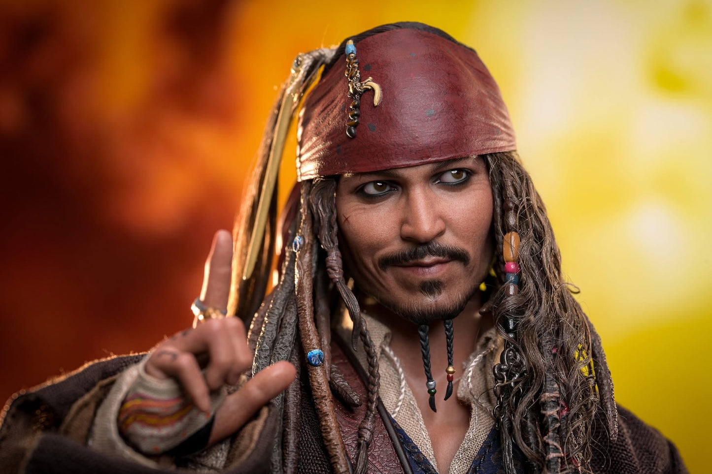 Hot Toys DX38 Pirates of the Caribbean: Dead Men Tell No Tales - 1/6th scale Jack Sparrow Collectible Figure (Deluxe Version)
