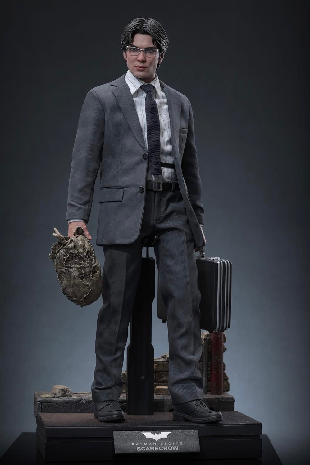 Pre-Order Hot Toys MMS801 Batman Begins - Scarecrow 2.0 1/6th scale Collectible Figure