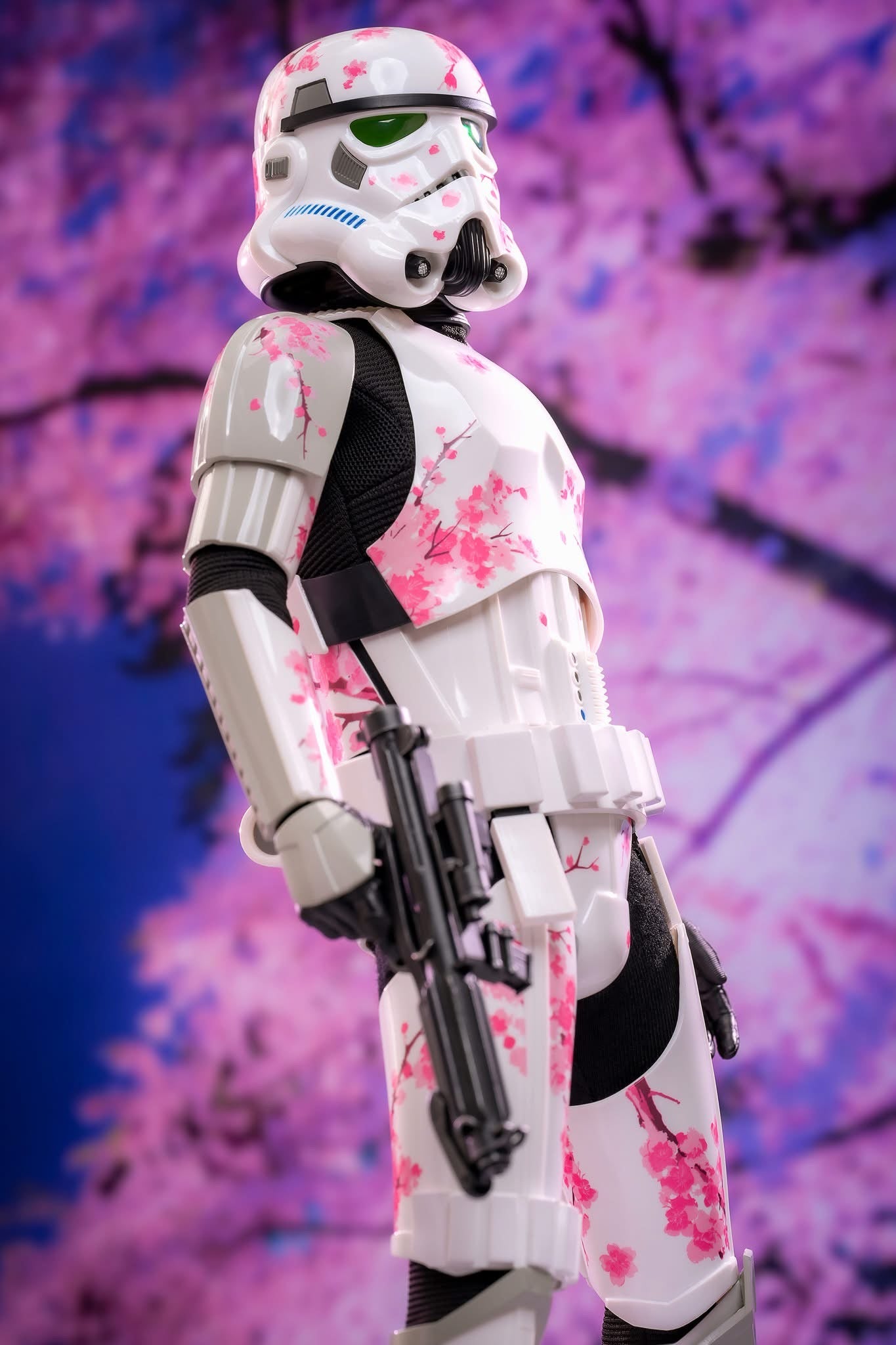Hot Toys MMS776 Star Wars - 1/6th scale Stormtrooper (Cherry Blossom Version) Collectible Figure (Hot Toys Exclusive)