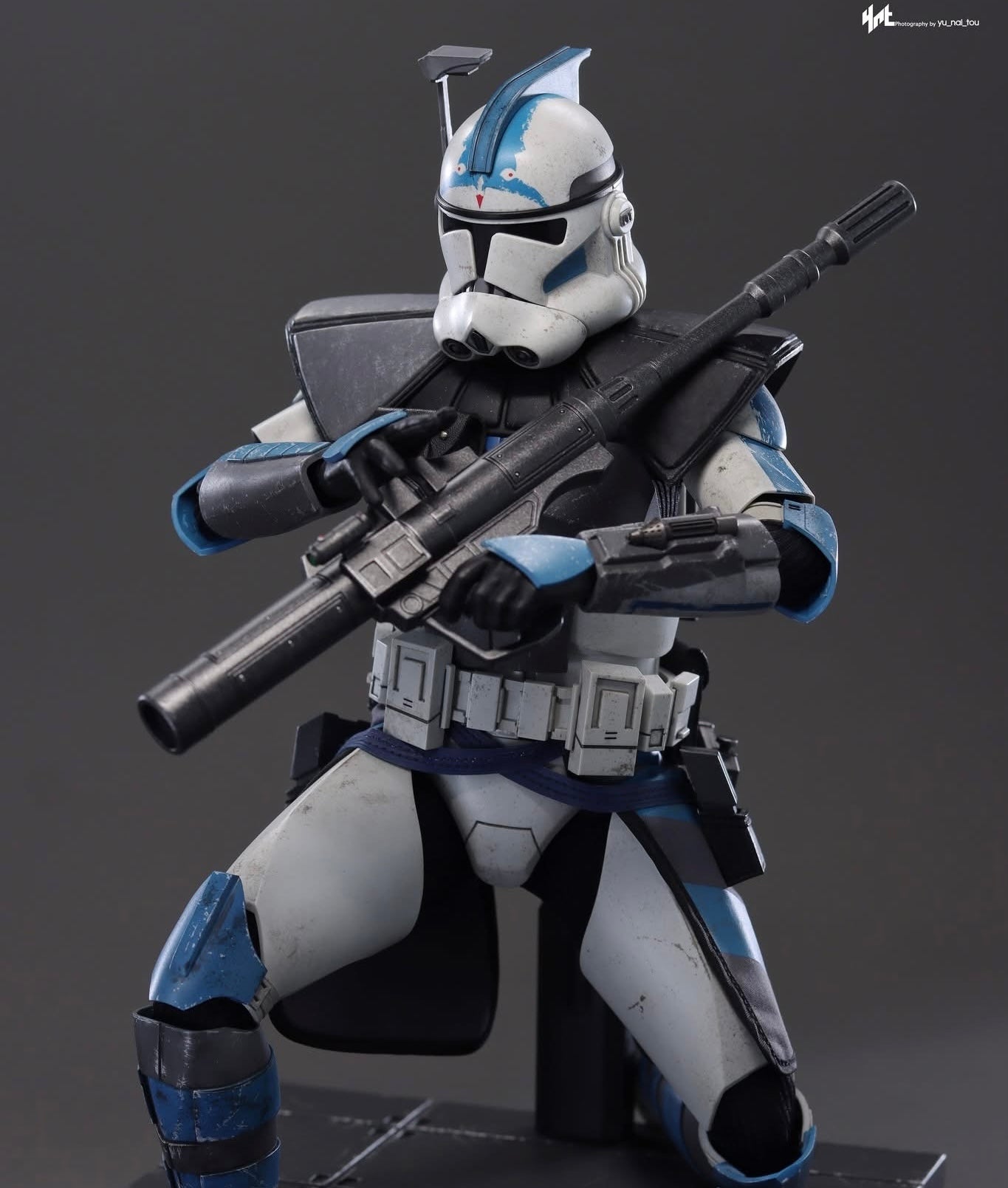 Hot Toys TMS132 Star Wars: The Clone Wars - 1/6th scale Arc Trooper Fives Collectible Figure