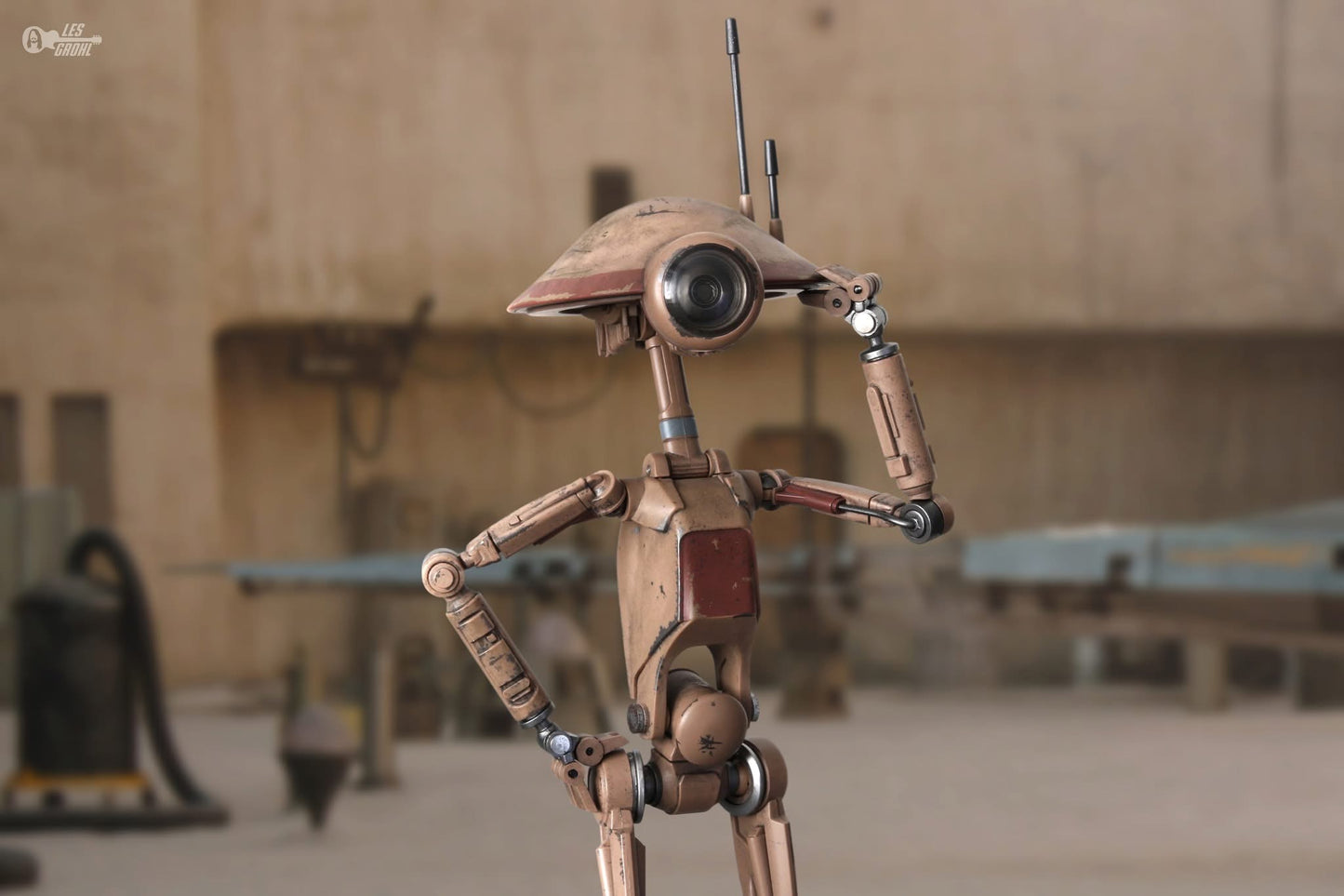 Hot Toys TMS086 Star Wars: The Book of Boba Fett - 1/6th scale R5-D4, Pit Droid, BD-72 Collectible Set