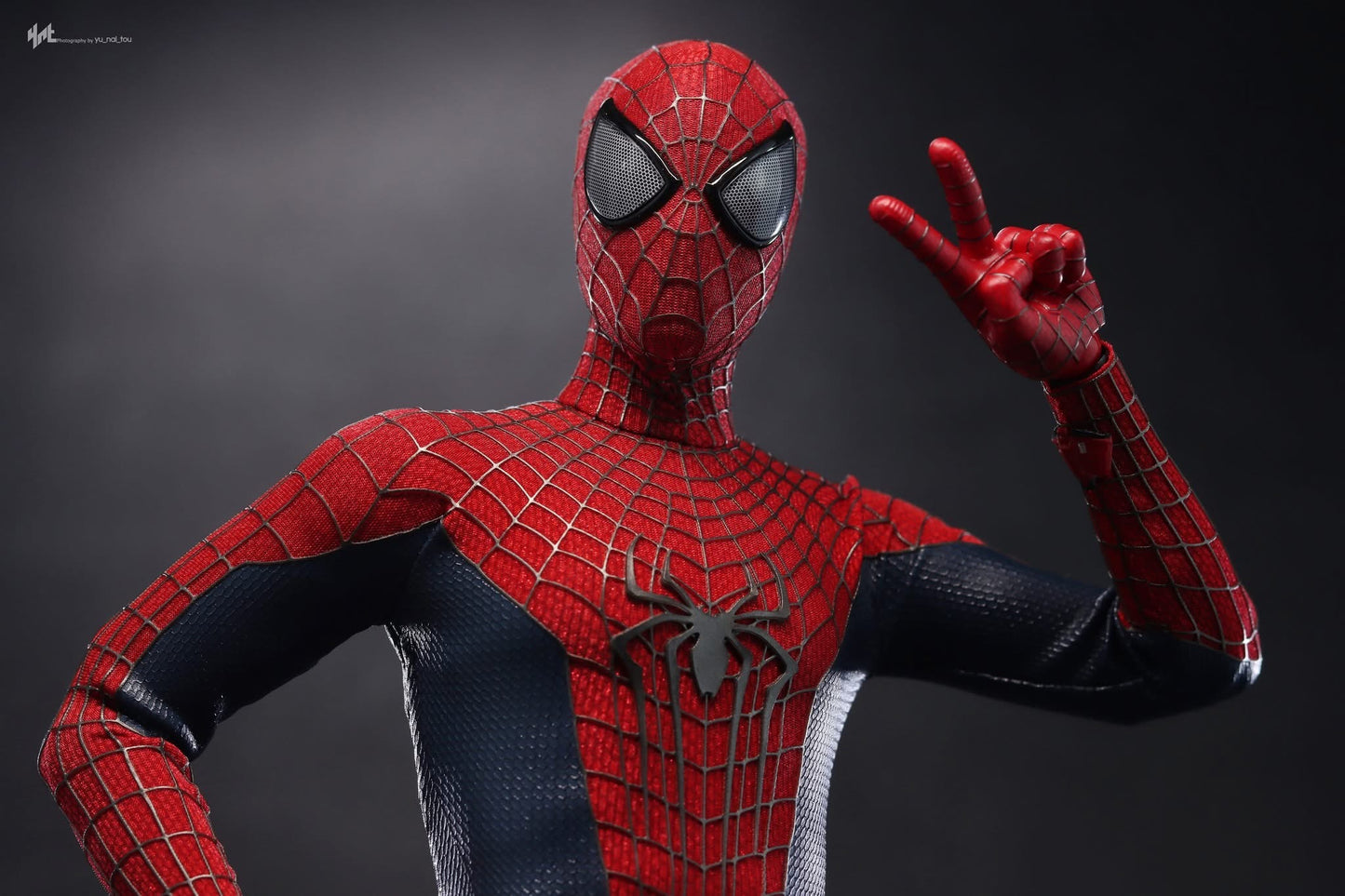 Hot Toys MMS658 The Amazing Spider-Man 2 - 1/6th scale The Amazing Spider-Man Collectible Figure