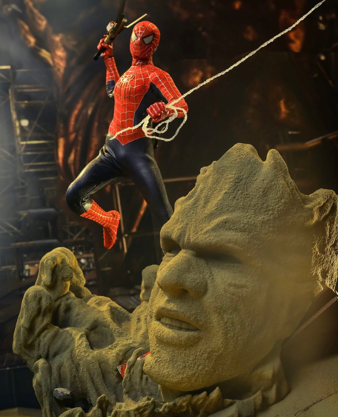 Hot Toys MMS662B Spider-Man: No Way Home - 1/6th scale Friendly Neighborhood Spider-Man Collectible Figure (Deluxe Version) (Special Edition)
