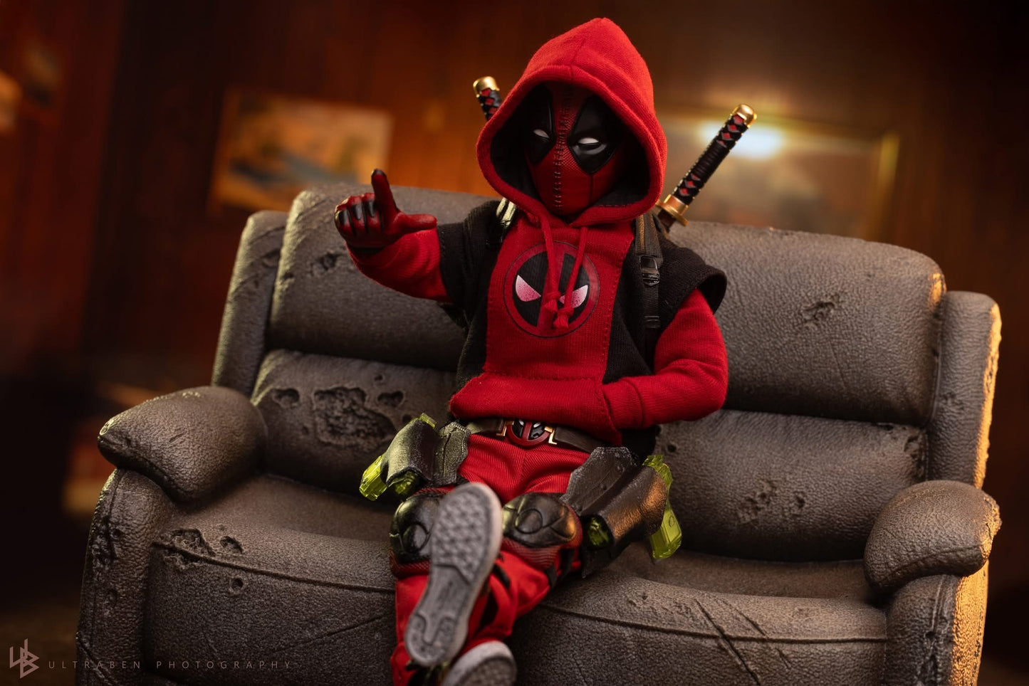 Hot Toys MMS763 Deadpool & Wolverine - 1/6th scale Kidpool Collectible Figure
