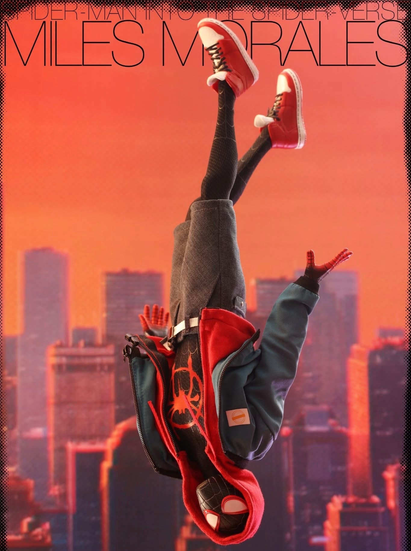 Hot Toys MMS567 Spider-Man: Into the Spider-Verse - 1/6th scale Miles Morales Collectible Figure