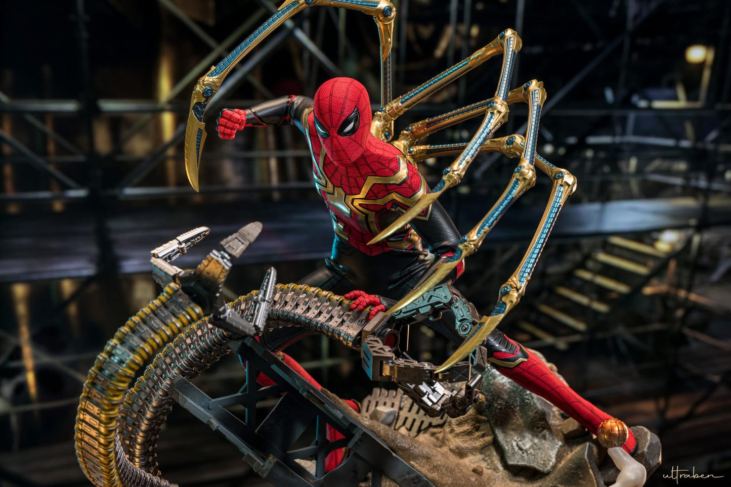 Hot Toys MMS624 Spider-Man: No Way Home - 1/6th scale Spider-Man (Integrated Suit) Collectible Figure (Deluxe Version)