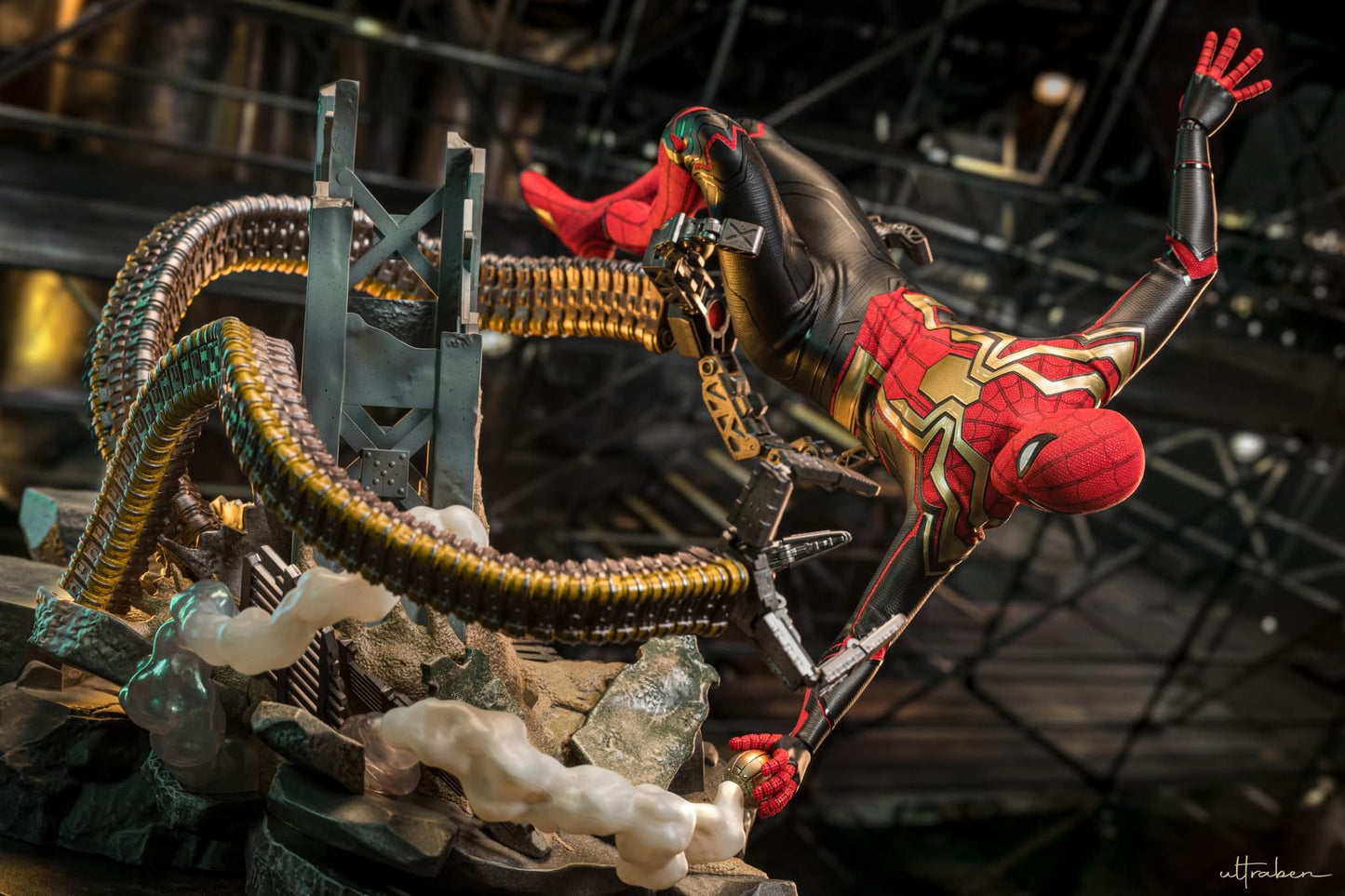 Hot Toys MMS624 Spider-Man: No Way Home - 1/6th scale Spider-Man (Integrated Suit) Collectible Figure (Deluxe Version)