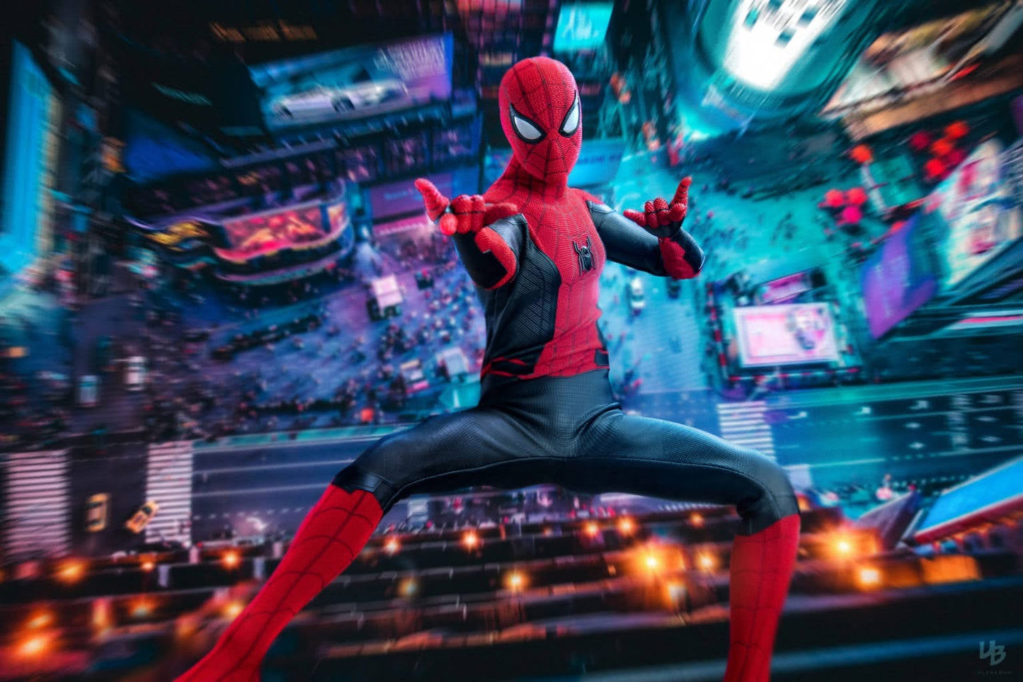 Hot Toys MMS542 Spider-Man: Far From Home - 1/6th scale Spider-Man (Upgraded Suit) Collectible Figure