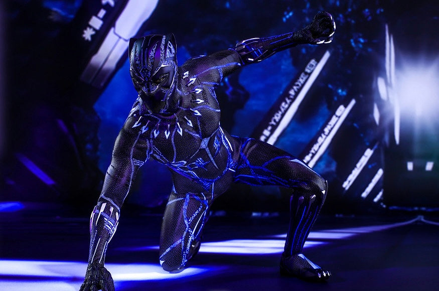 Hot Toys MMS470 Black Panther - 1/6th scale Black Panther Collectible Figure