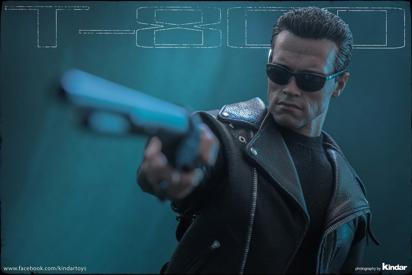 Hot Toys MMS795 Terminator 2: Judgment Day - 1/6th scale T-800 (2.0) Collectible Figure