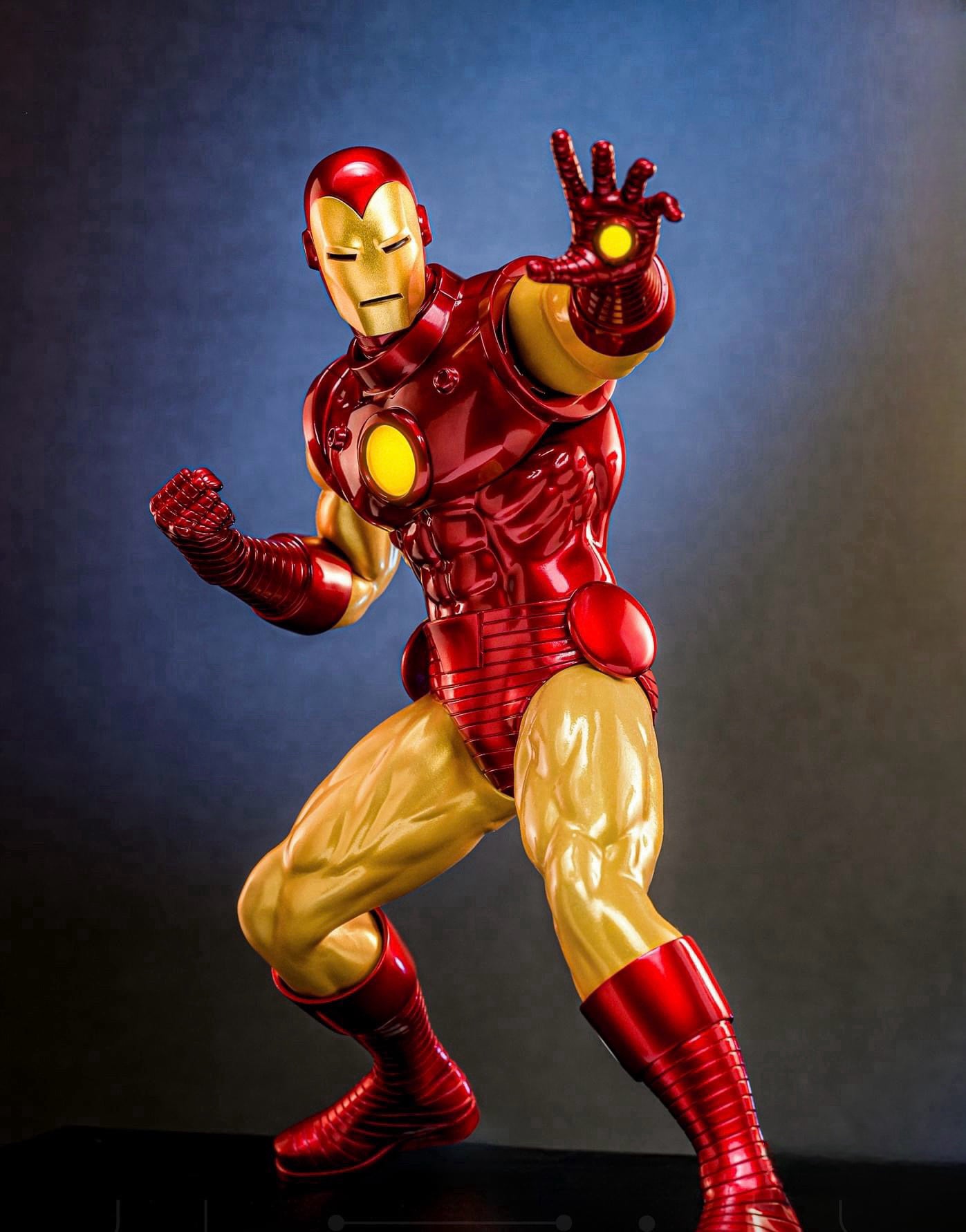 Hot Toys HS05 Hono Studio Iron Man - 1/6th scale Iron Man Action Figure