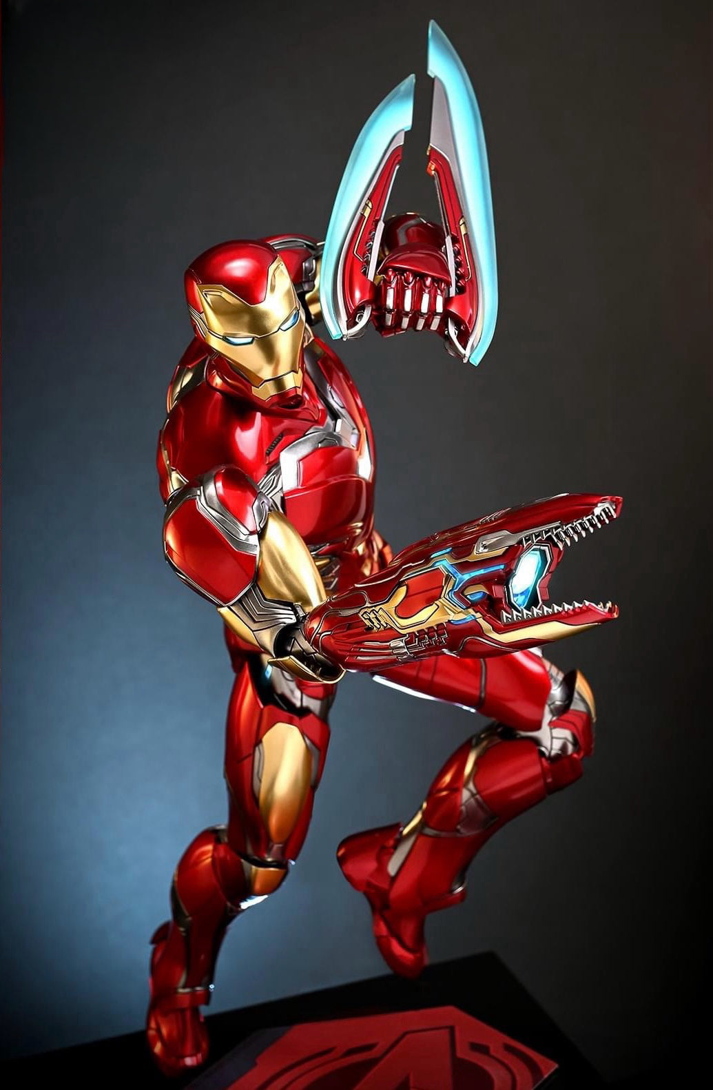 Hot Toys CMS018D60 Avengers Campus - 1/6th scale Iron Man Mark LXXX Collectible Figure