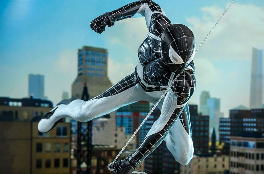 Hot Toys VGM36 Marvel's Spider-Man - 1/6th scale Spider-Man (Negative Suit) Collectible Figure (Exclusive)