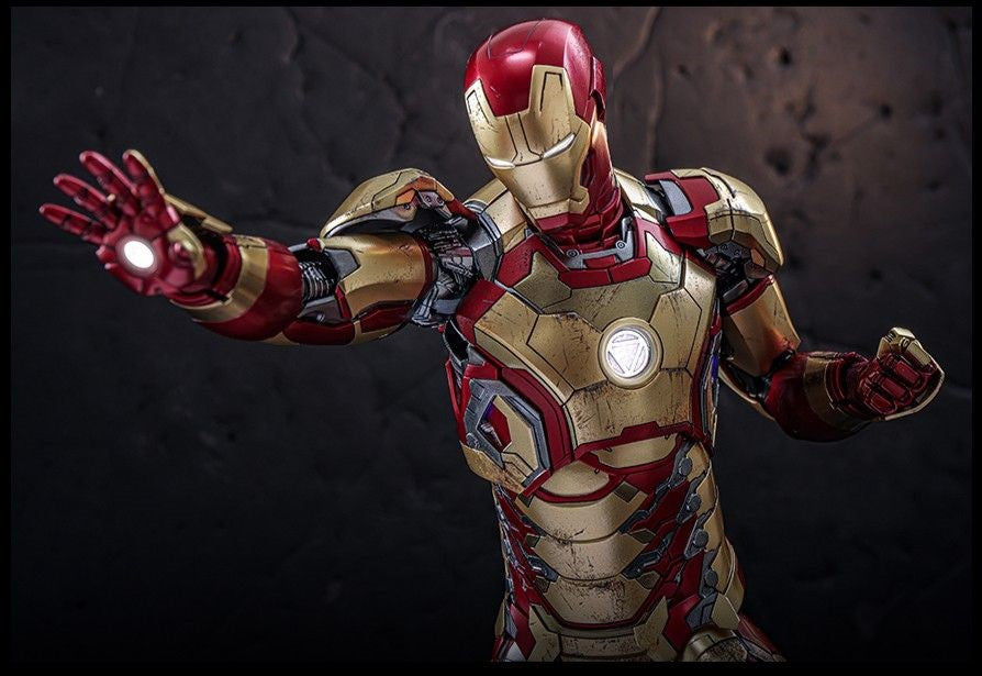 Hot Toys MMS758D65 Iron Man 3 - 1/6th scale Iron Man Mark XLII (2.0) Collectible Figure