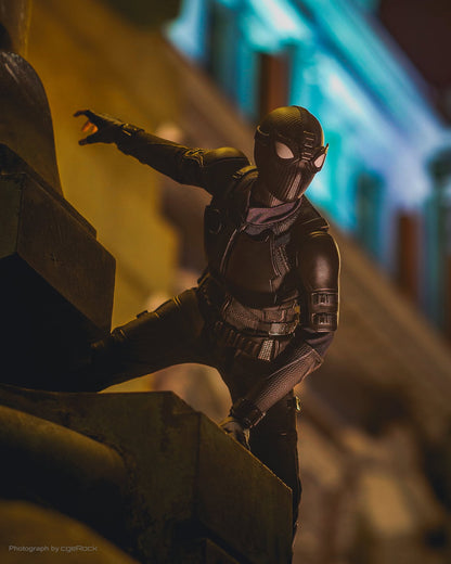 Hot Toys MMS540 Spider-Man: Far From Home - 1/6th scale Spider-Man (Stealth Suit) Collectible Figure