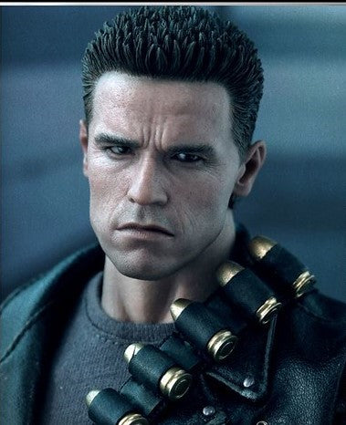 Hot Toys DX10 Terminator 2: Judgment Day - 1/6th scale T-800 Collectible Figure
