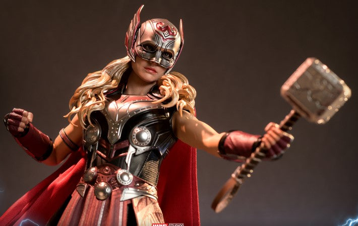 Hot Toys MMS663 Thor: Love and Thunder - 1/6th scale Mighty Thor Collectible Figure