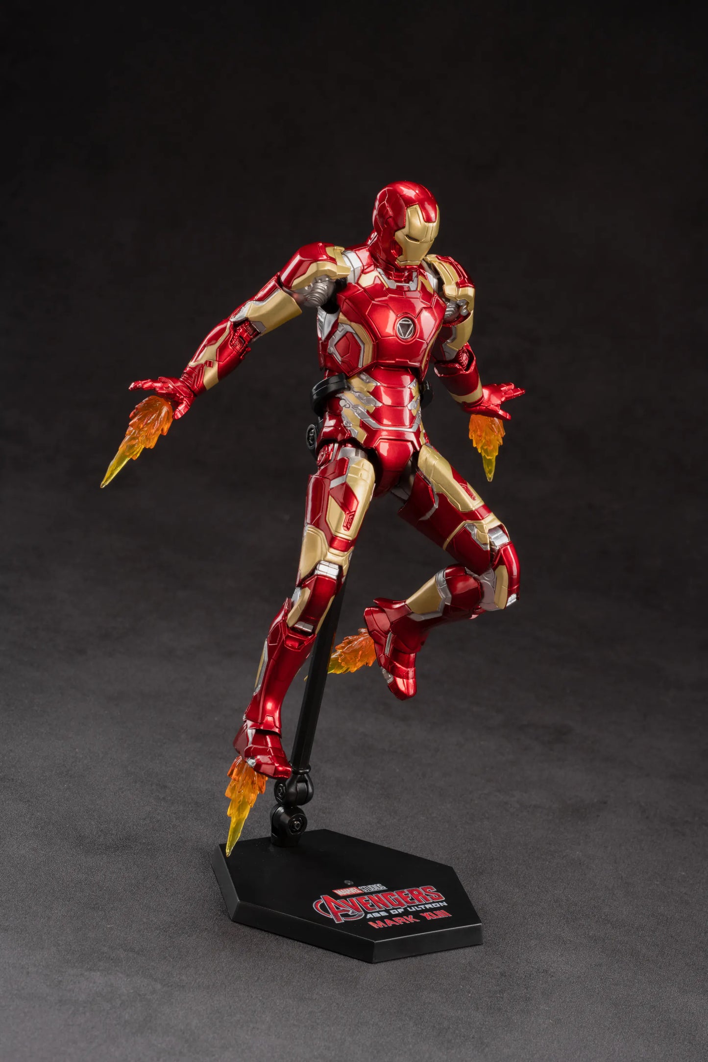 ZD Toys - Iron Man Mark XLIII 1:10 Scale Collectible Figure (No Light Up Function)