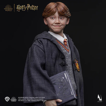 INART Harry Potter and the Philosopher's Stone - Ron Weasley 1/6 Collectible Figure Standard Version (Sculpted Hair)