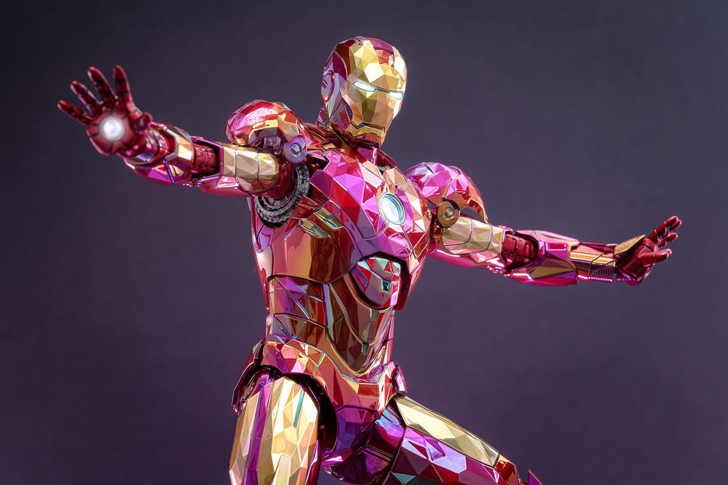 Hot Toys MMS792D70 Iron Man 2 - 1/6th scale Iron Man Mark IV (Fractal Armor) Collectible Figure [Hot Toys Exclusive]