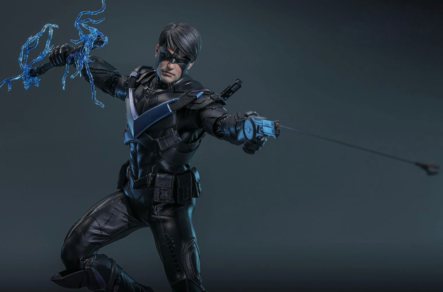 Pre-Order Hot Toys VGM78 Batman: Arkham Knight - 1/6th scale Nightwing Collectible Figure Exclusive