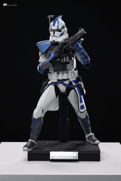 Hot Toys TMS133 Star Wars: The Clone Wars - 1/6th scale Arc Trooper Echo Collectible Figure