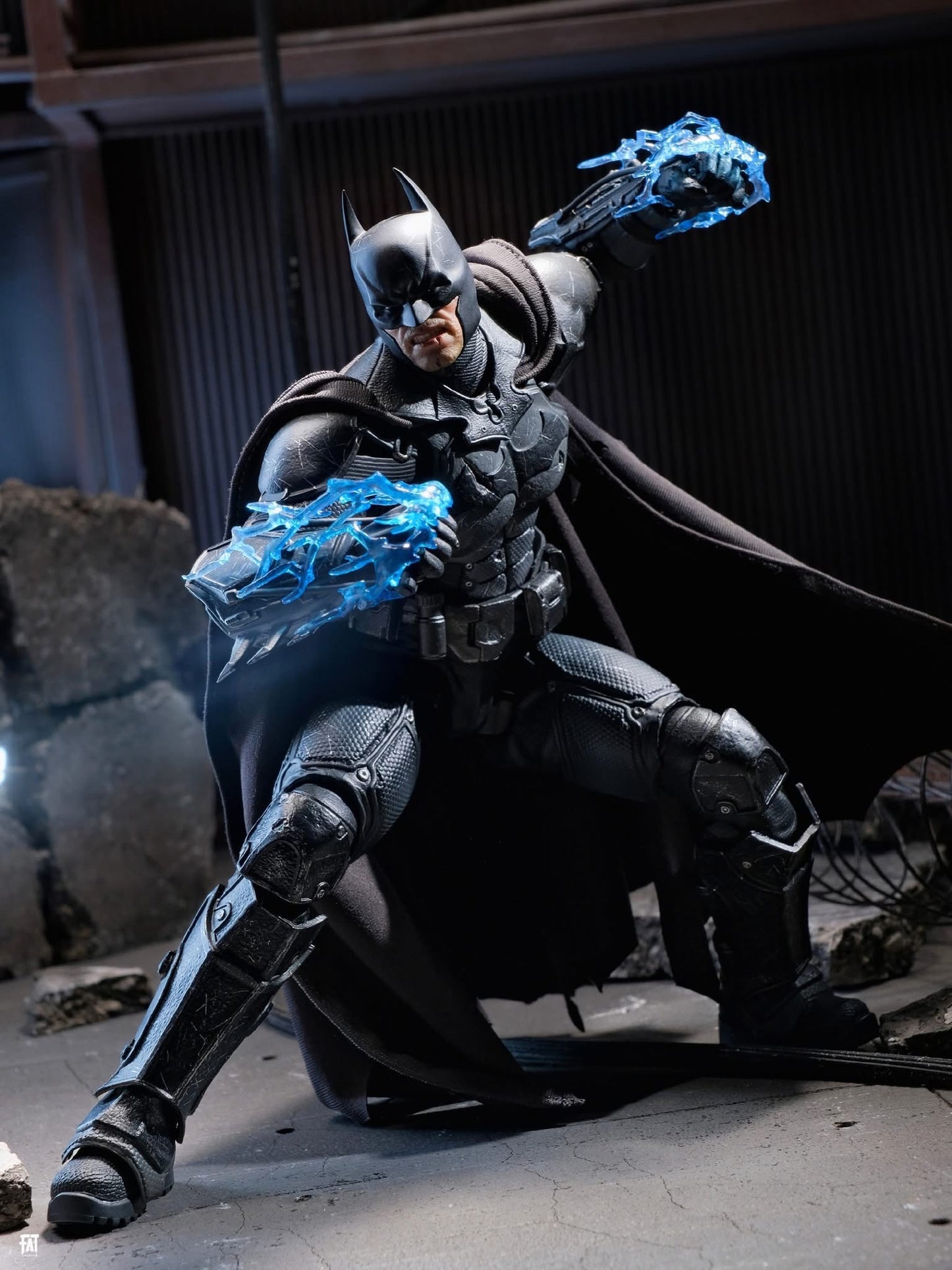Pre-Order INART Batman: Arkham Origins - Batman (Battle Damaged Version) 1/12 scale Collectible Figure
