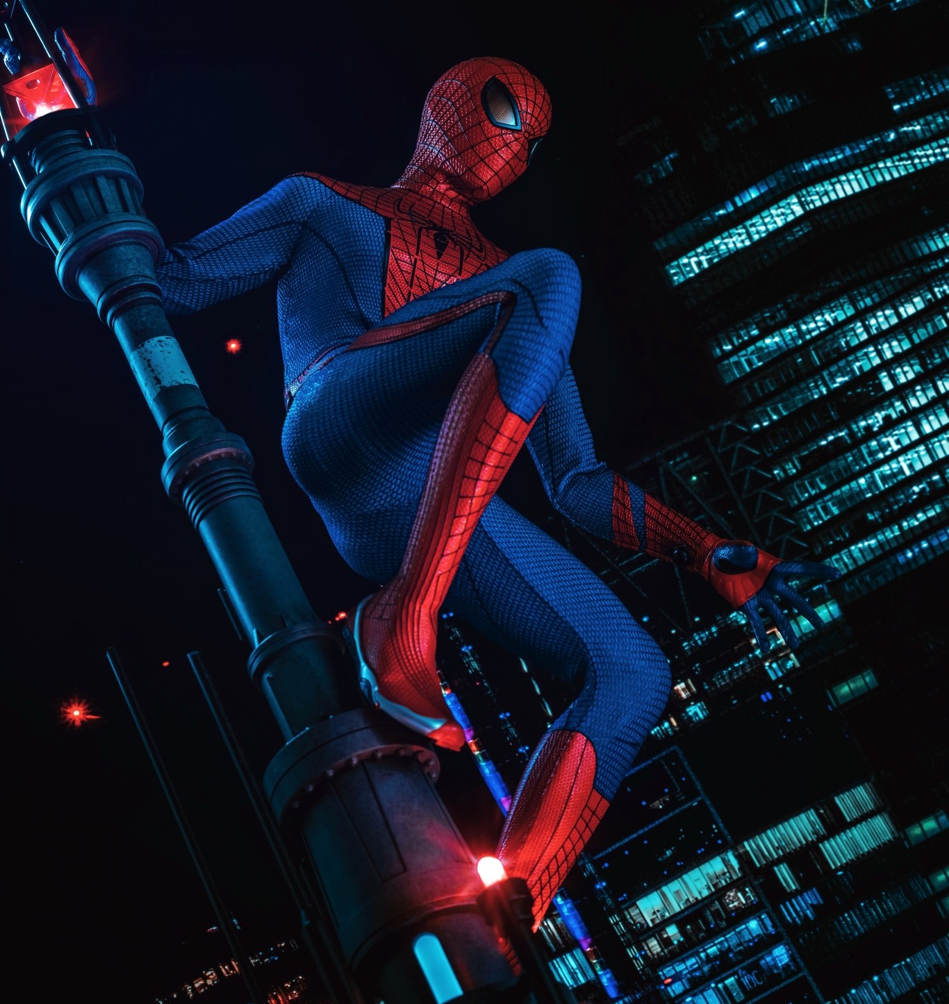 Hot Toys MMS772 The Amazing Spider-Man - 1/6th scale The Amazing Spider-Man Collectible Figure (Deluxe Version)