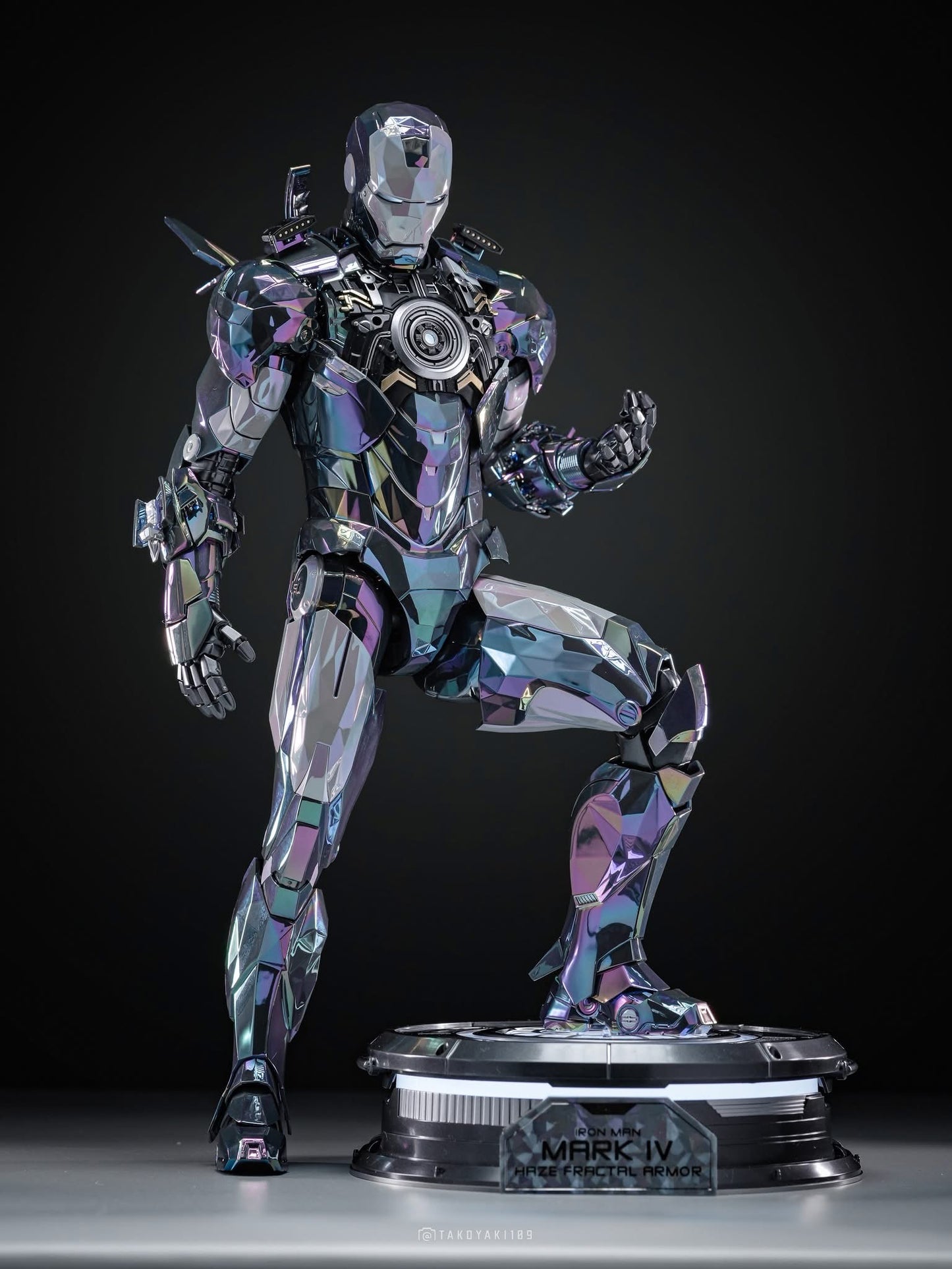 Hot Toys MMS855D79 Iron Man 2 - 1/6th scale Iron Man Mark IV (Haze Fractal Armor) Collectible Figure [Hot Toys Exclusive]