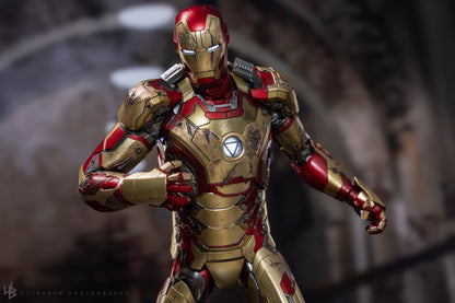 Hot Toys MMS759D66 Iron Man 3 - 1/6th scale Iron Man Mark XLII (2.0) Collectible Figure (Deluxe Version)