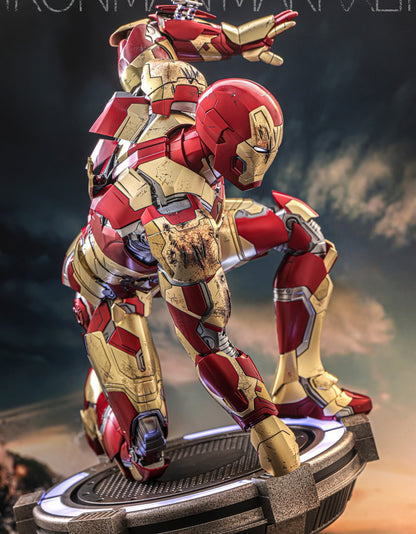 Hot Toys MMS759D66 Iron Man 3 - 1/6th scale Iron Man Mark XLII (2.0) Collectible Figure (Deluxe Version)