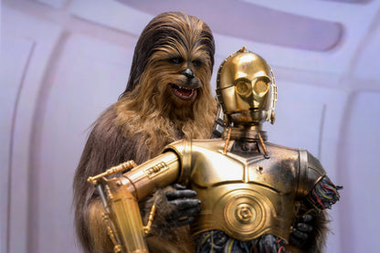 Hot Toys MMS766 Star Wars: Episode V The Empire Strikes Back - 1/6th scale Chewbacca with Disassembled C-3PO Collectible Figure