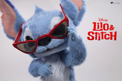 Hot Toys MMS815 Lilo & Stitch - Stitch Collectible Figure