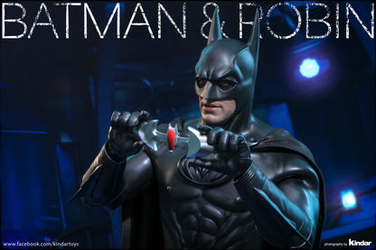 Hot Toys MMS786 Batman & Robin - 1/6th scale Batman Collectible Figure