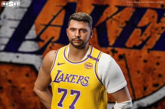 ResetStudio - Collector’s Edition Lakers & amp; Mavericks Luka Dončić 1/6 Scale Dual Jersey Collector‘s Edition Action Figure