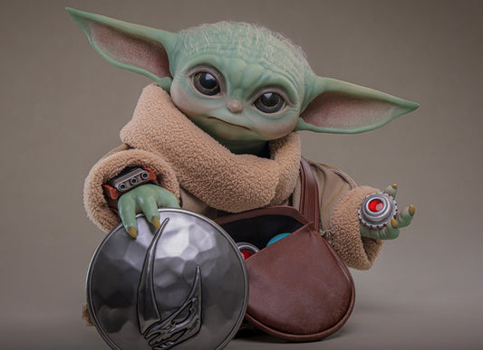 Pre-Order Hot Toys LMS016 Star Wars: The Mandalorian & Grogu - Grogu Life-Size Collectible Figure