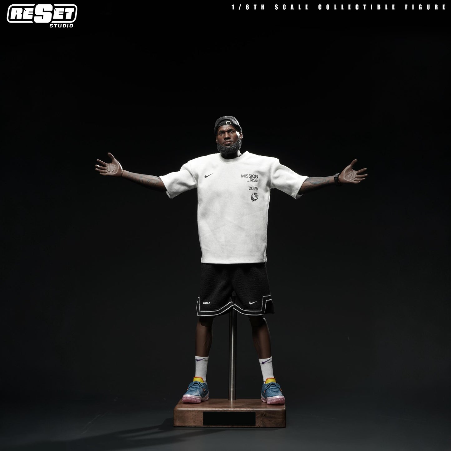 Pre-Order ResetStudio - LeBron James China Tour 1/6 Scale Collector‘s Edition Action Figure