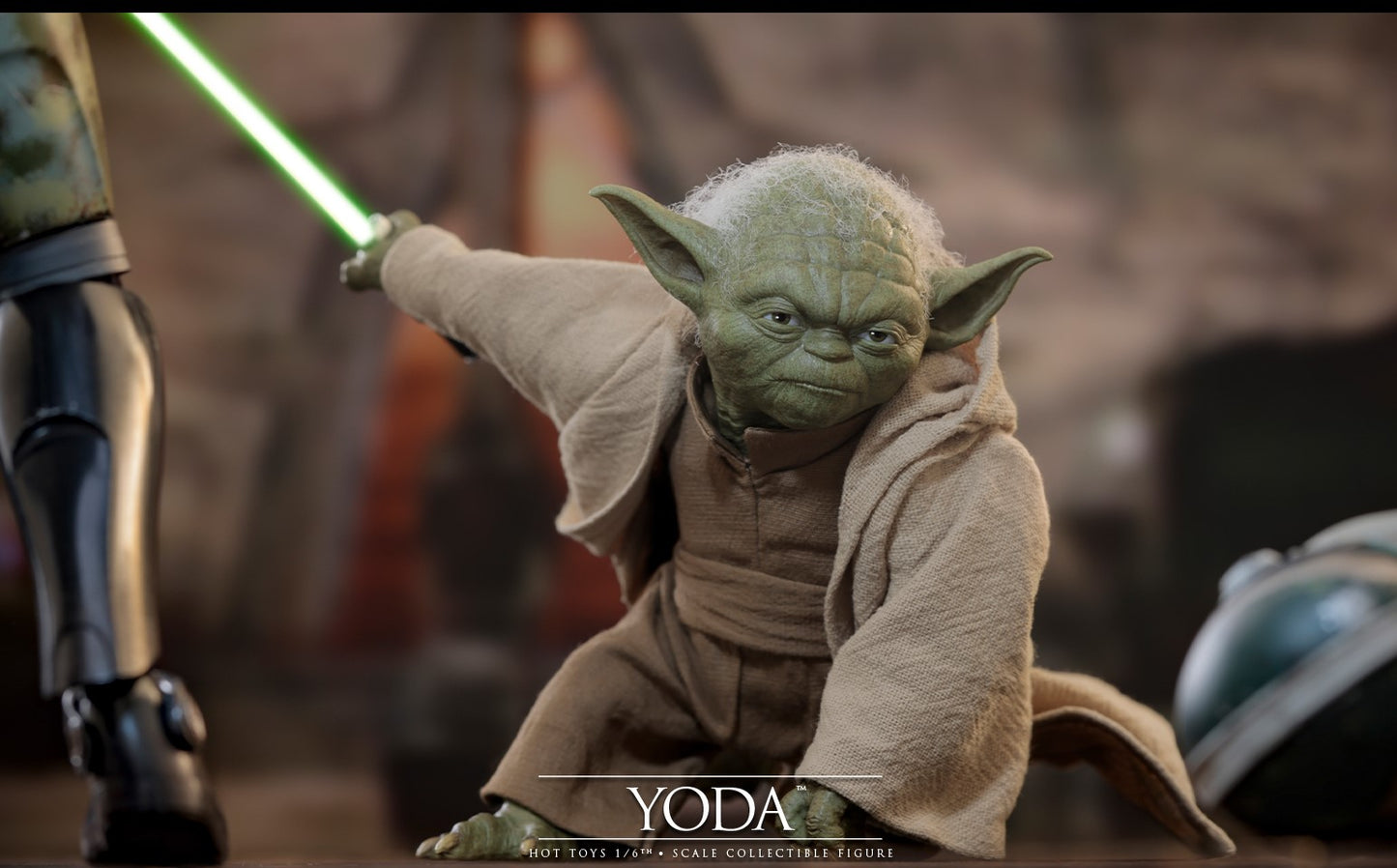 Pre-Order MMS878 Hot Toys Star Wars: Revenge of the Sith - 1/6th scale Yoda Collectible Figure
