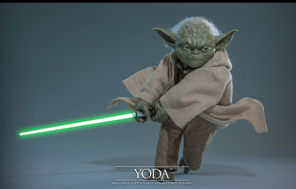 Pre-Order MMS878 Hot Toys Star Wars: Revenge of the Sith - 1/6th scale Yoda Collectible Figure