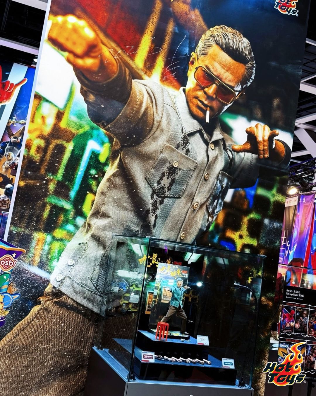 Pre-Order Hot Toys MMS858 Twilight of the Warriors: Walled In - 1/6th scale Cyclone Collectible Figure [Hot Toys Exclusive]