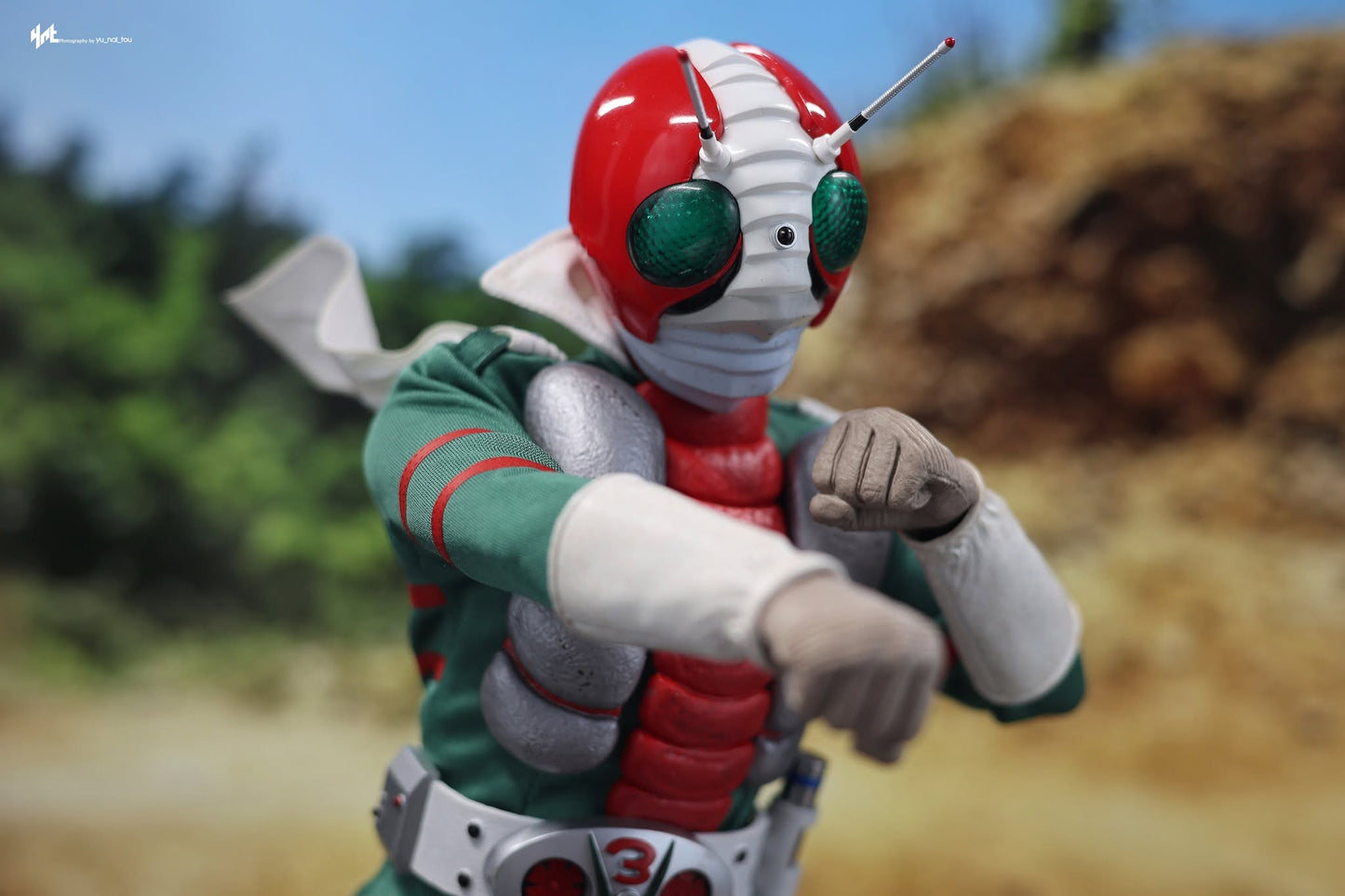 Hot Toys TMS162 Kamen Rider V3 - 1/6th scale Kamen Rider V3 Collectible Figure