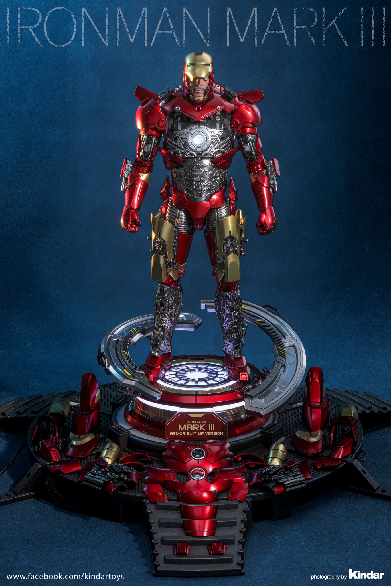 Hot Toys MMS825D72B Iron Man - 1/6th scale Iron Man Mark III (Armor Suit Up Version) Collectible Figure (Special Edition)
