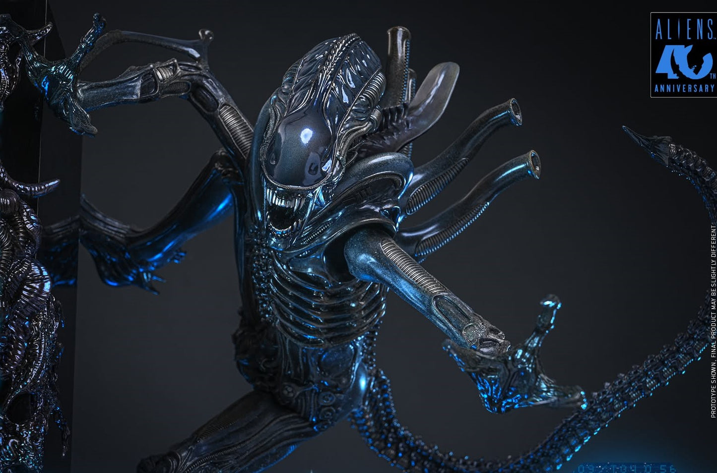 Pre-Order Hot Toys MMS898 Aliens - 1/6th scale Alien Warrior Collectible Figure