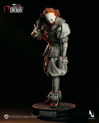 Pre-Order INART IT: Welcome to Derry Season 1 - Pennywise 1/6 Scale Collectible Figure