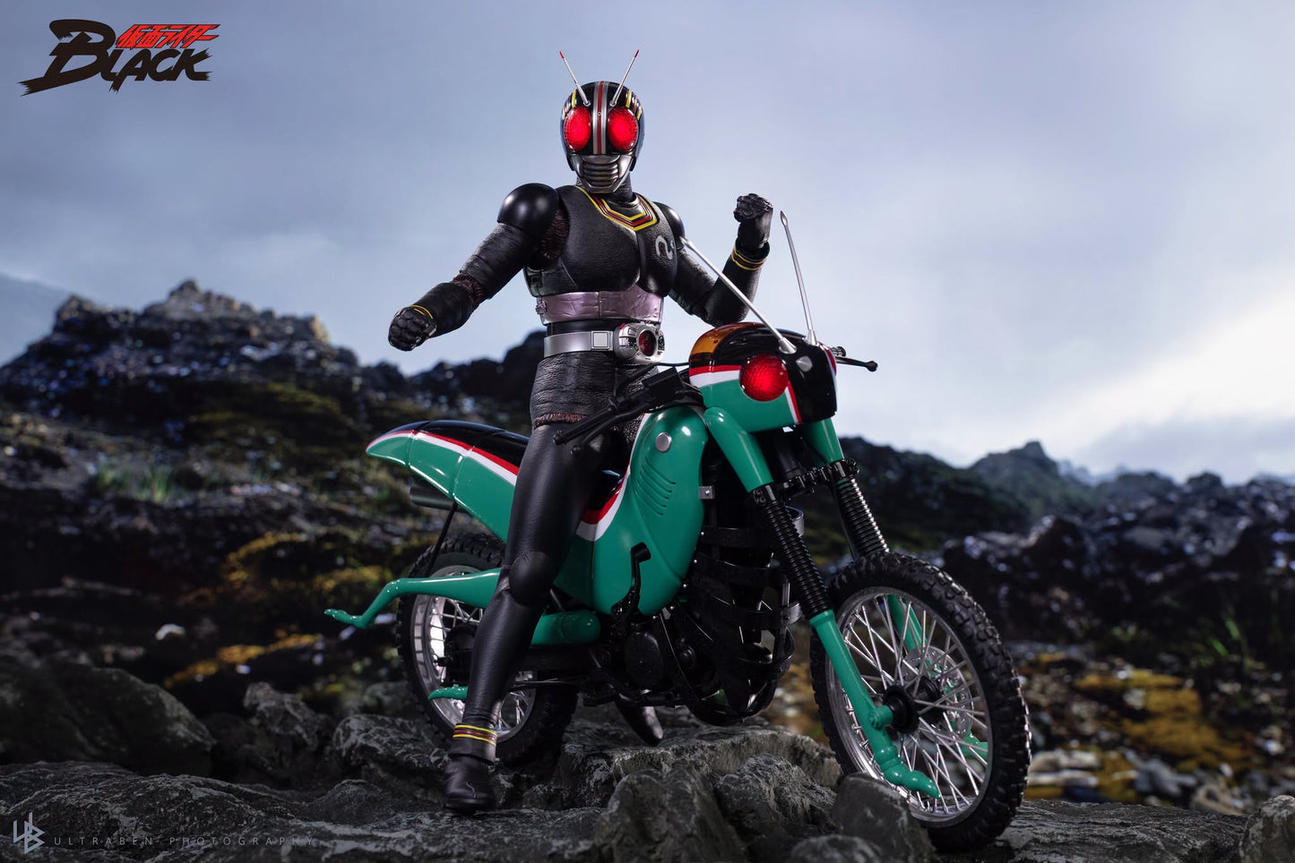 Hot Toys TMS161 Kamen Rider Black - 1/6th scale Battle Hopper Collectible Vehicle
