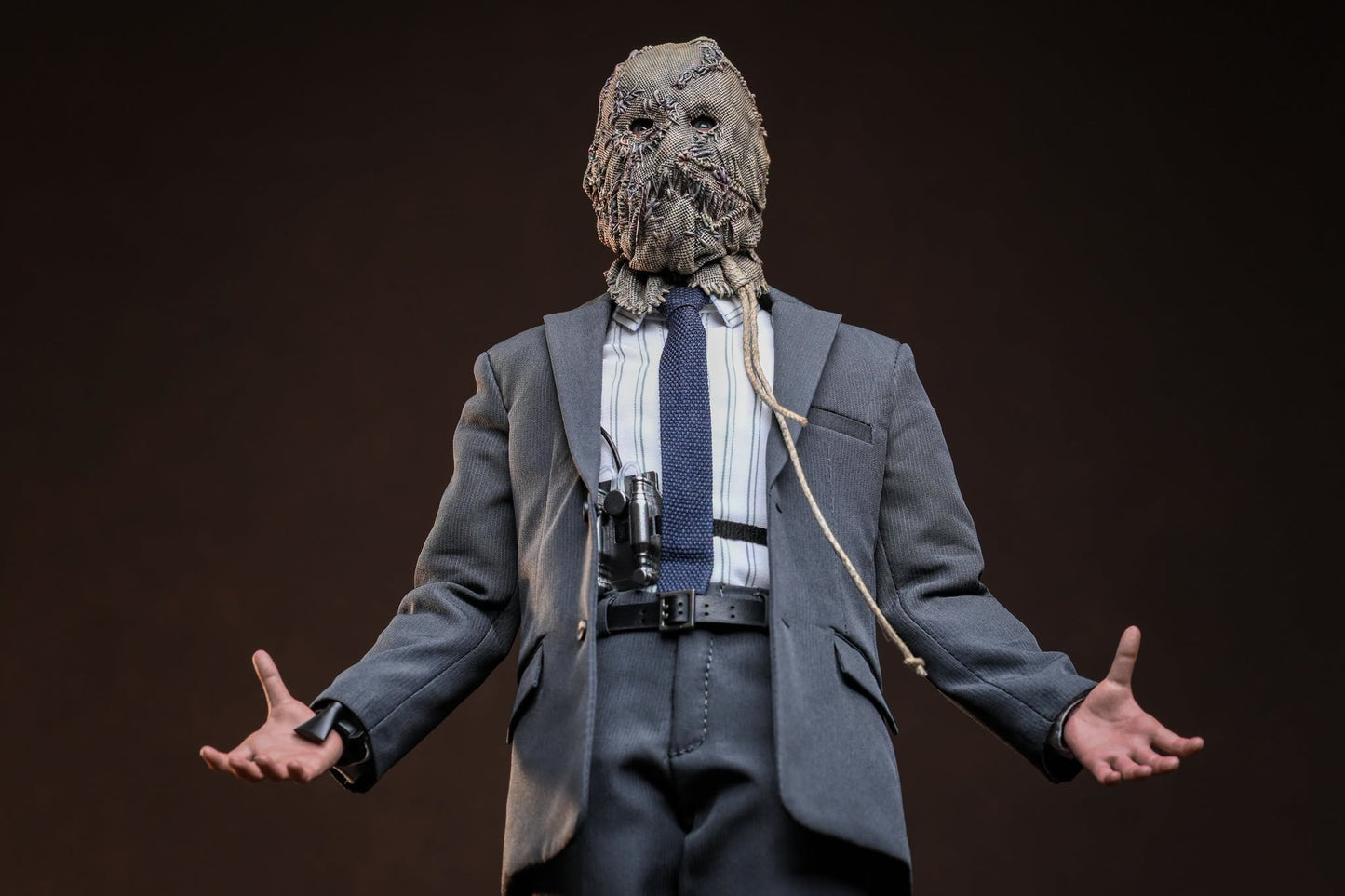 Hot Toys MMS801 Batman Begins - Scarecrow 2.0 1/6th scale Collectible Figure
